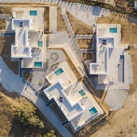 Parolea Luxury Living Hotell *