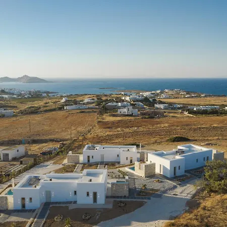 Parolea Luxury Living Hotell *